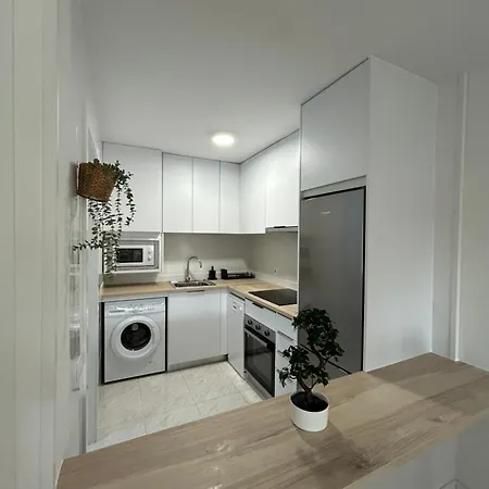 Daire Con Terraza,piscina,playa Y Aire Acondicionado