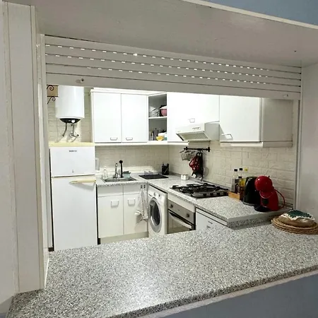 Apartment Con Terraza,piscina,playa Y Aire Acondicionado